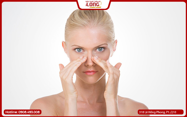 chi-phi-nang-mui-uniform