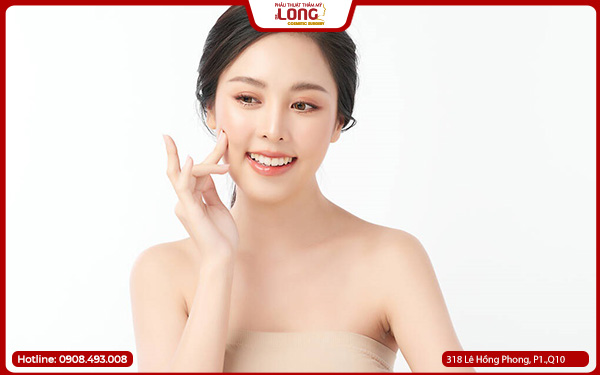 Điều cần tránh sau khi nâng ngực chảy xệ