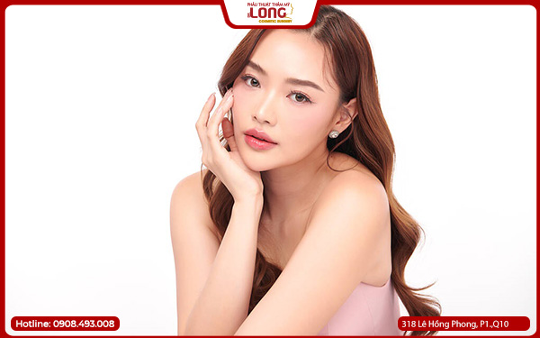 kieng-gi-sau-nang-nguc-treo-sa-tre